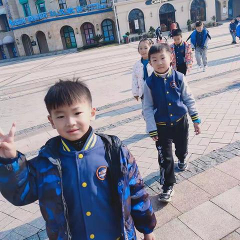 安特成长衔接班社会实践活动——参观安吉广播电视台