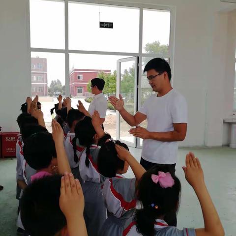 “童心向党，伴我成长” 2019年高峪镇寺台小学少先队入队仪式