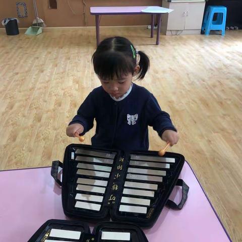 幼儿园一周的生活愉快的结束啦，爸爸妈妈们一定特别期待吧！让我们一起来看一下吧。
