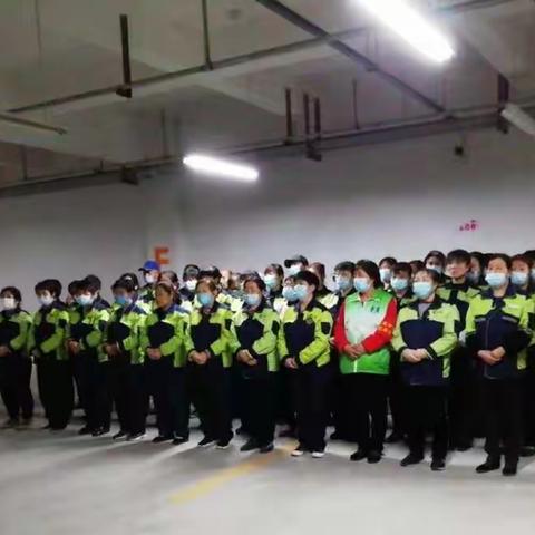 五一劳动节，祝我们的美容师——保洁工作人员们节日快乐