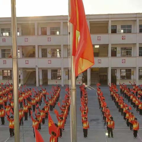 "关注消防，关爱生命"                                     --    都蕴分校2021年预防火灾安全疏散演练