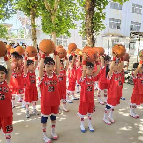 邹平市第三实验幼儿园中六班庆六一活动