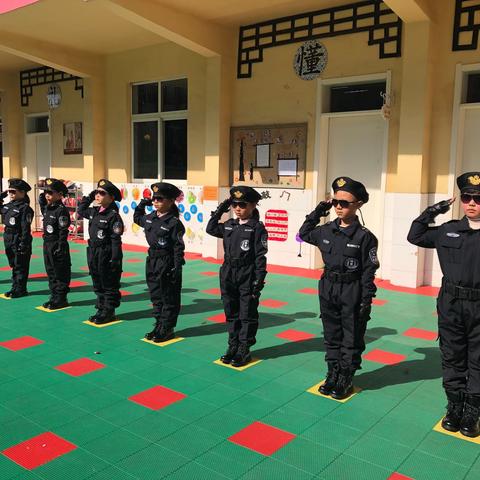 小小督察队——铁中幼儿园的靓丽风景线