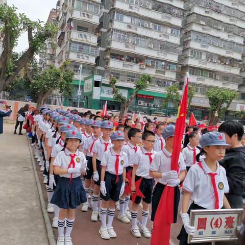 团结拼搏，超越自我！——记我们的运动会