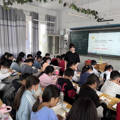 “把课堂交给学生，让学生成为学习的主人”-马桥镇桐沟小学新课改听课评课纪实