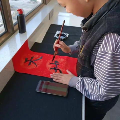 313班白晨甲  我是家庭一份子