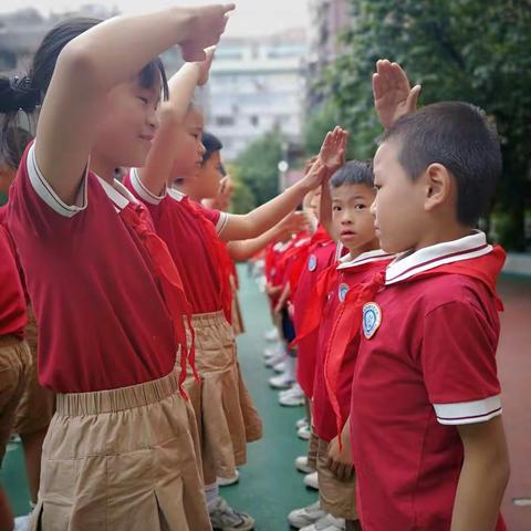 都市路小学“我是接班人，集结在星星火炬之下 ——诗词大会 ”活动