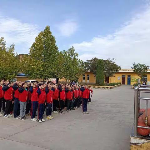 伏珠学校少年先锋队建队纪念日活动