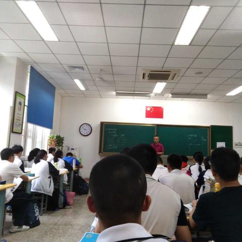 电容器，让交流照亮我们的生活