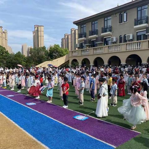 “汉服迎六一，经典润童心”---澜菲溪岸幼儿园六一活动