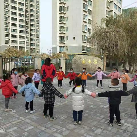 童年童趣 梦想天地---碧水兰庭幼儿园太阳二班幼儿丰富多彩的一周活动