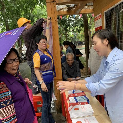 儋州市市场监督管理局开展“安全用药月”宣传活动