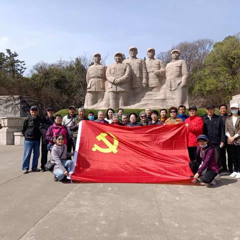 “缅怀革命先烈，传承红色精神”海郑里社区开展清明祭扫活动