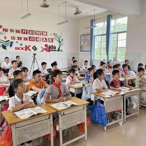 芦村学区英语组第六次集体备课活动