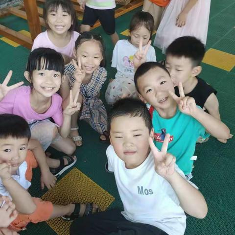 官渡镇小精灵幼儿园大班期末特辑。