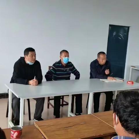 坚定信心、牟定方向扎实推进部署烟叶收购宣传工作