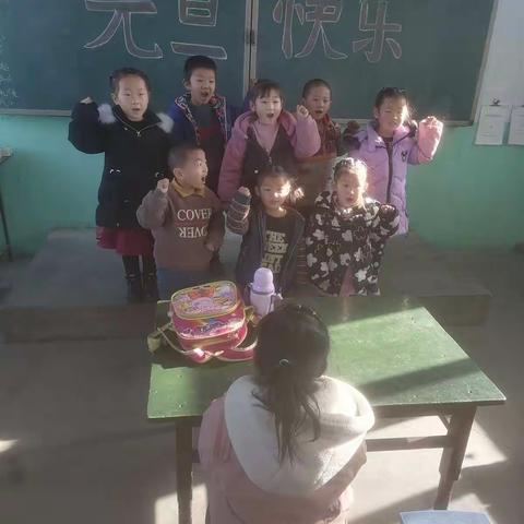 孟石岗小学元旦联欢会