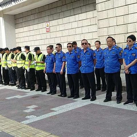 青年路街办7月15日劳武巷整治工作简报