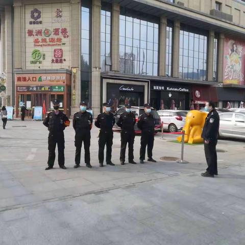 长乐西路派出所启动警保联动街面巡逻