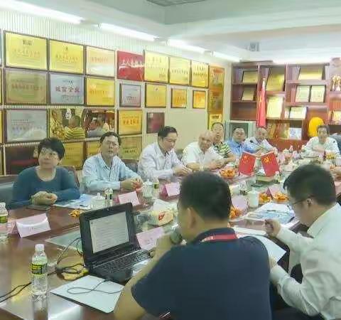 全国总工会慰问团到我市“送温暖” 走访慰问企业职工