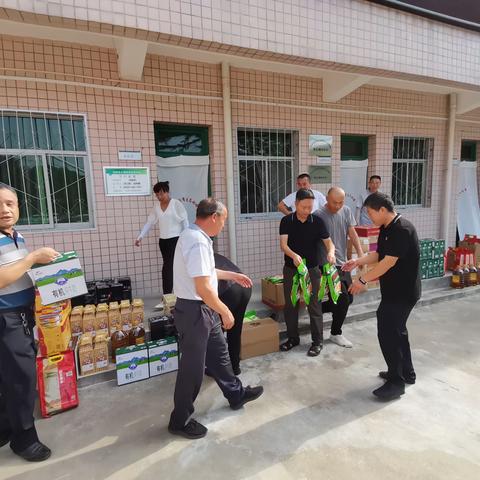 奋楫扬帆 赓续前行 ||区总工会为秦岭卫士送清凉慰问活动