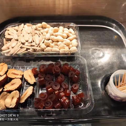 同学广场店4月1日生意推进部巡店整改图片回传