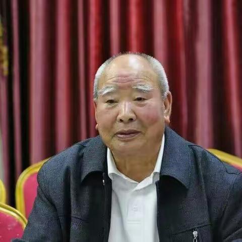 二零一八年即将过去、二零一九年的钟声即将敲响！在这给天南海北战友拜年！祝大家新春快乐、幸福安康、阖家欢乐