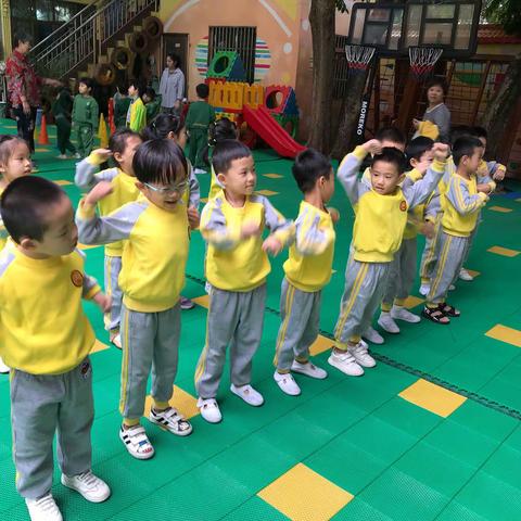 用心做教育，用爱筑未来！海口市秀英区居委幼儿园官方网站：http://www.jwhyey.51yey.com居委幼儿园报