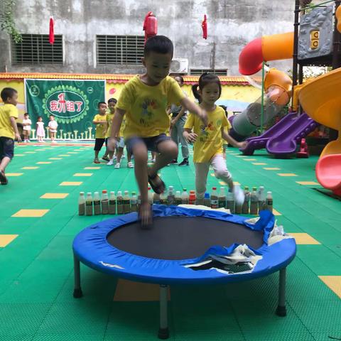 用心做教育，用爱筑未来！海口市秀英区居委幼儿园官方网站：http://www.jwhyey.51yey.com居委幼儿园报