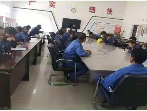 落实安全责任，推动安全发展