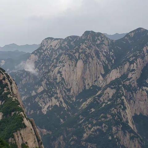 登华山