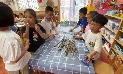 煤气化一幼推荐视频——大班美工区《小树枝  大梦想》