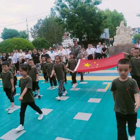一幼教育｜“童心迷彩梦 绽放向未来”​ 大班国防教育军训活动