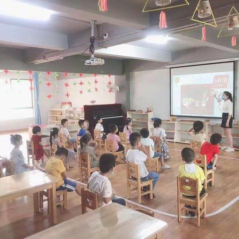 海南艺飞扬幼儿园杜鹃班——《“疫”样六一，“童”样要精彩》