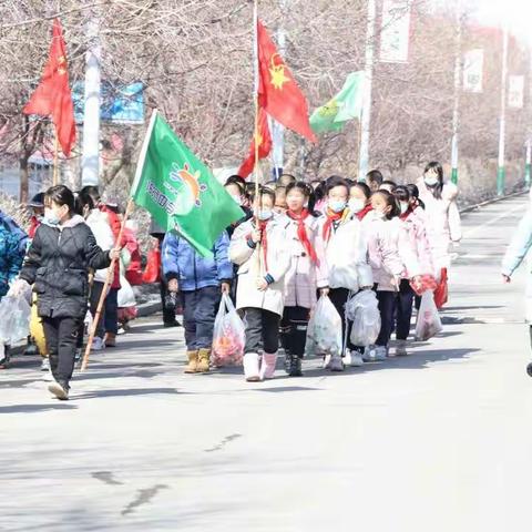 学习雷锋，我们永远在路上