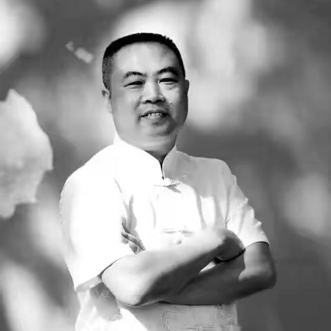 当代著名书法家骆杰亮景德镇陶瓷作品赏析