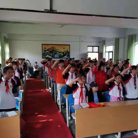 官桥镇轩辕小学召开六年级多元评价表彰大会暨毕业誓师大会