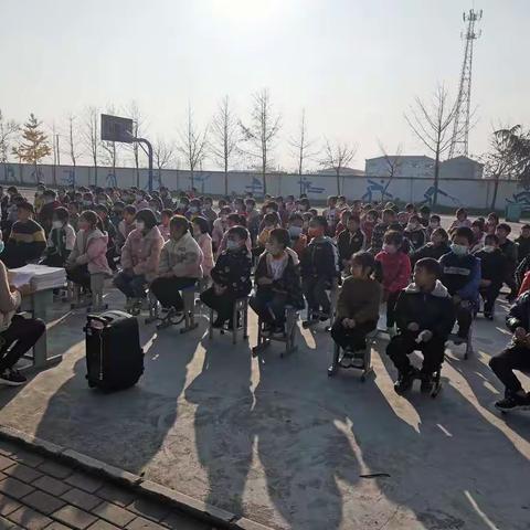 期中表彰树榜样，砥砺少年勇争先           驻马店市遂平县文城乡上仓学校学期中考试表彰大会