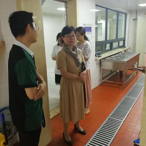 江汉区市场监督管理局督导我院膳食安全工作
