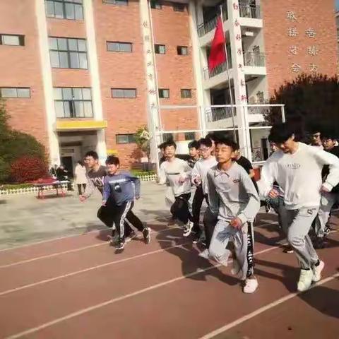 商丘市示范区一中举行2021九年级体育中考 第二次模拟测试