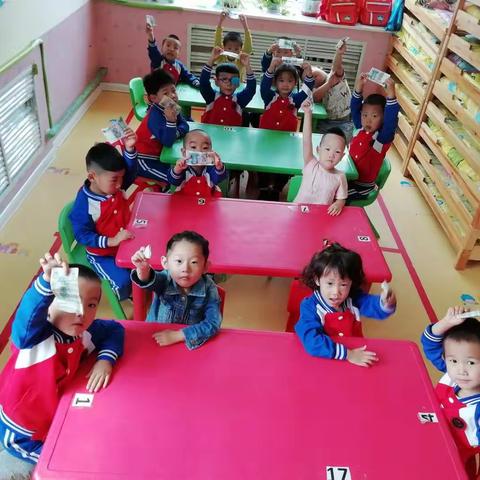 鹏搏千贝千宝幼儿园🌻 拓展体验活动《逛超市》🏠