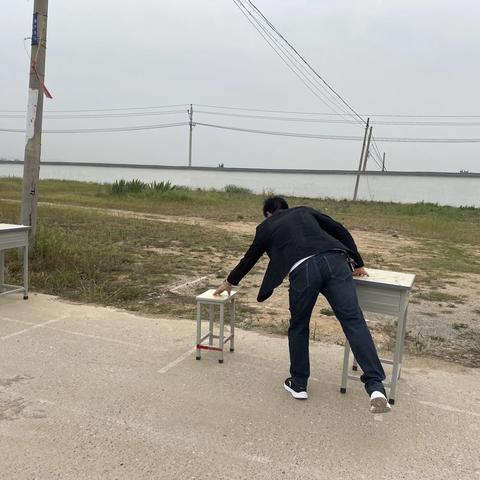 学子归来——竹沟镇初级中学七八年级学生复学