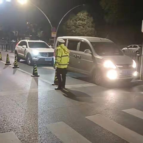 【春节我在岗】经开交警严查酒驾醉驾不放松！