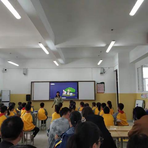 精彩教研，互助成长——阳逻街中心小学数学教学研讨活动