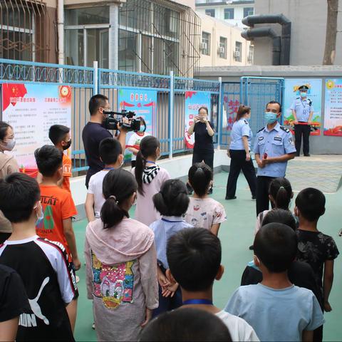 太原市体育小学消防安全演练