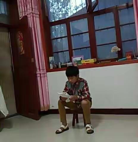 陈固镇东守宫小学――五年级早读剪影