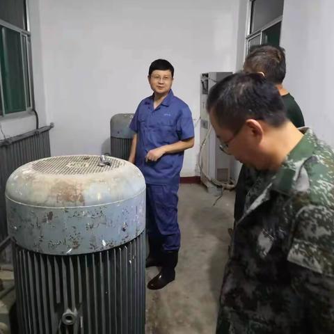 众志成城战“烟花”，筑牢防洪“安全网”