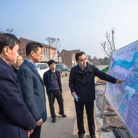 修春海调研长平滩区护城堤工程