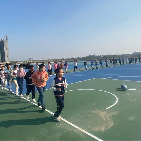 五二班生动有趣的体育活动