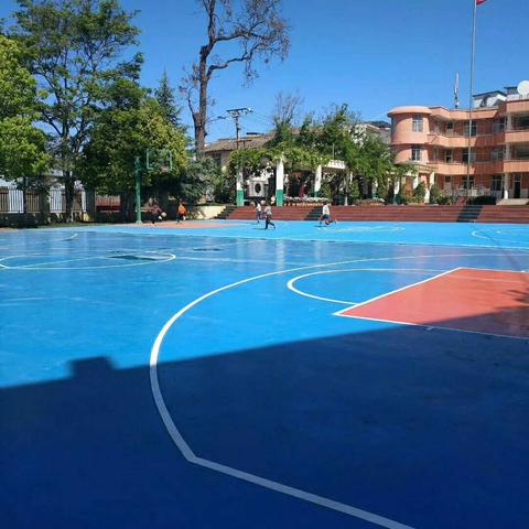 勤丰昆石小学应急逃生演练